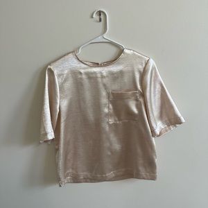 who what wear satin shirt sleeved top